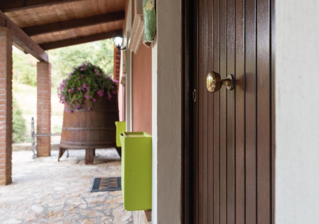 Il Sorgituro - Agriturismo Postiglione Eksteriør bilde