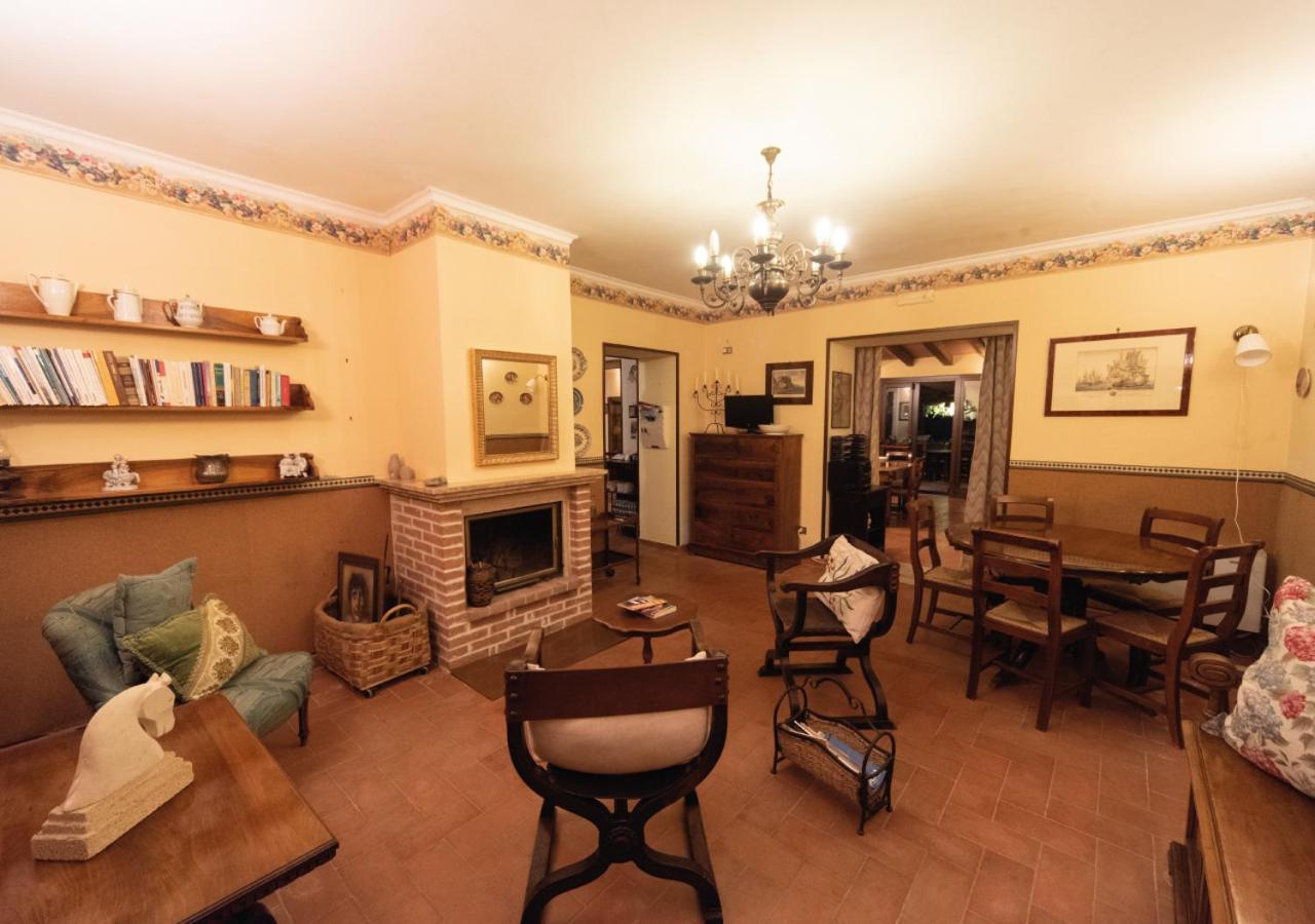 Il Sorgituro - Agriturismo Postiglione Eksteriør bilde